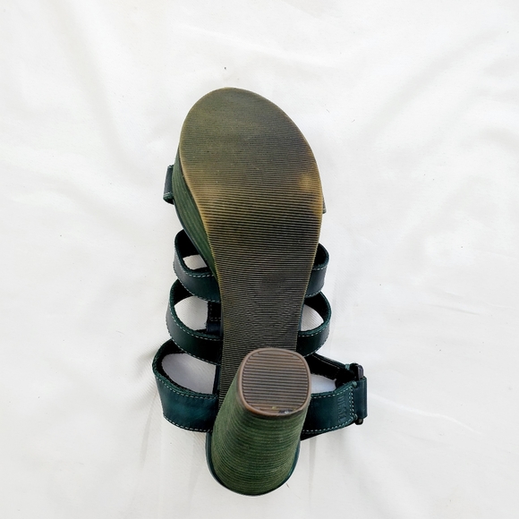 Diesel strap sandals green leather & wooden heels - Picture 6 of 11